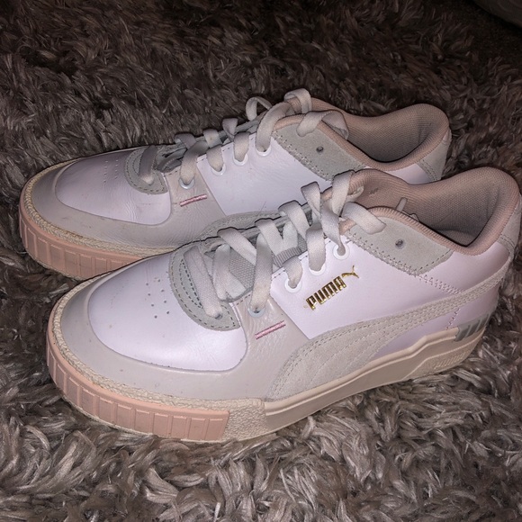 Puma Women’s Sneakers - Picture 3 of 6